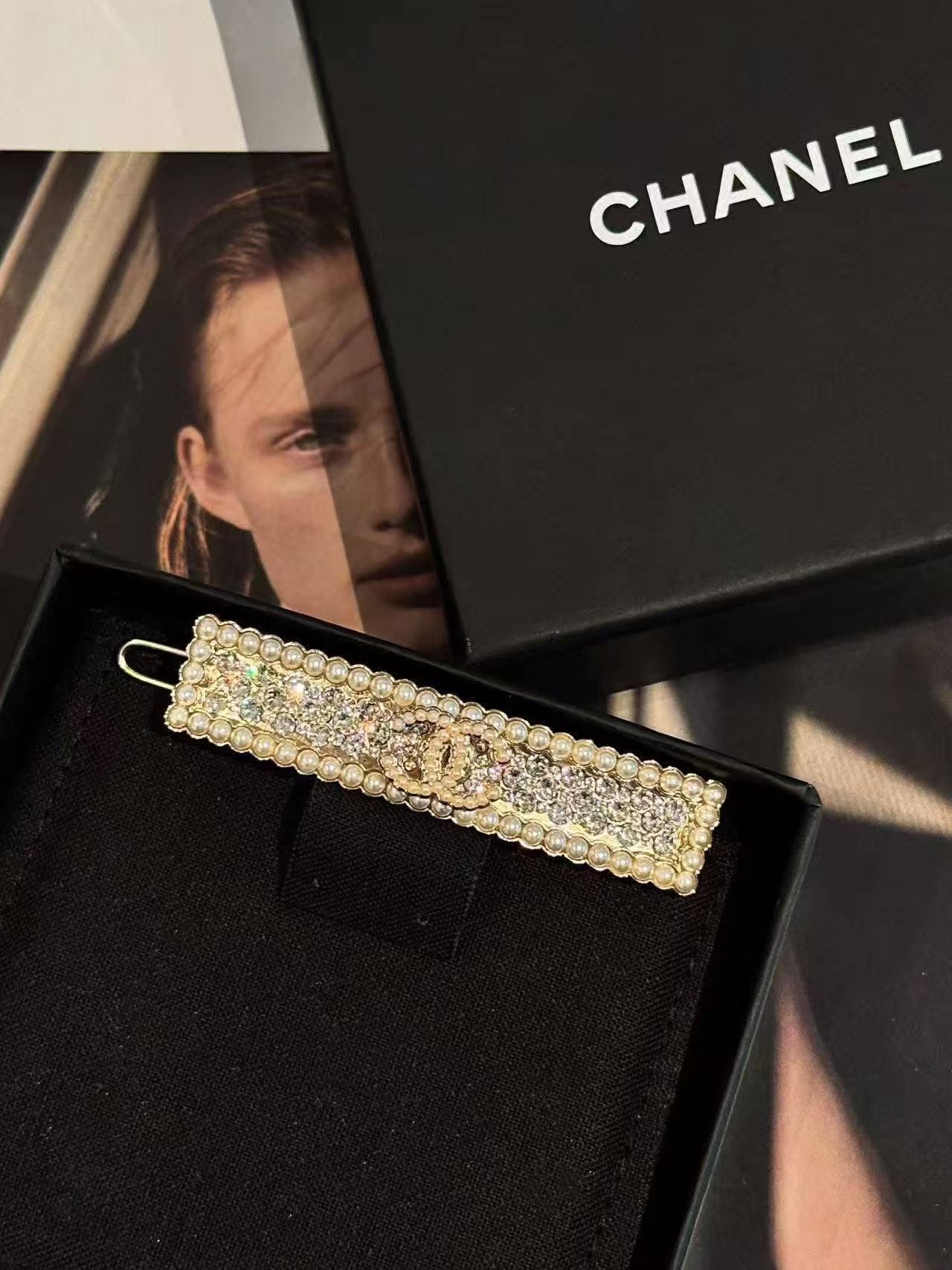 CHANEL爆閃髮夾