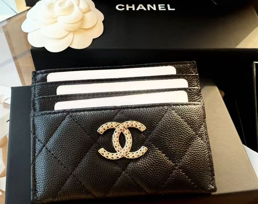 Chanel card holder 