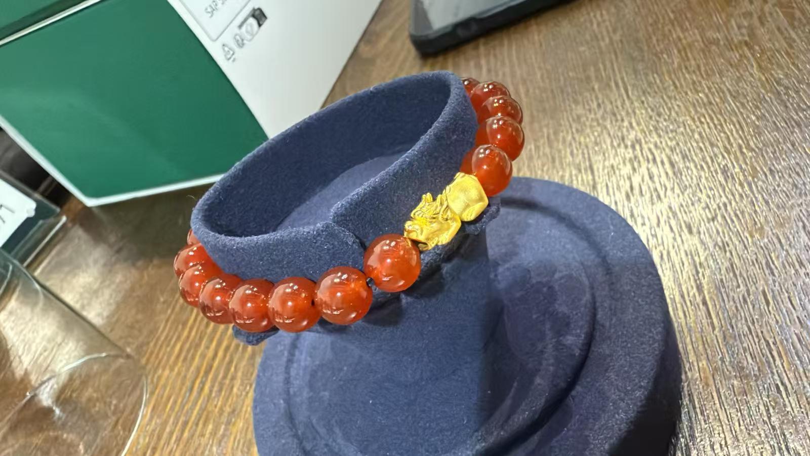 周大福貔貅串珠